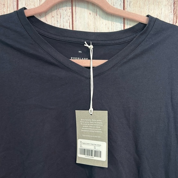 NWT Everlane The Essential Organic V-Neck Tee - Picture 6 of 10